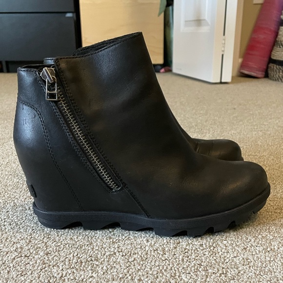 SOREL Women's Joan Of Arctic™ Wedge II Zip Bootie size 9.5 - Picture 5 of 13